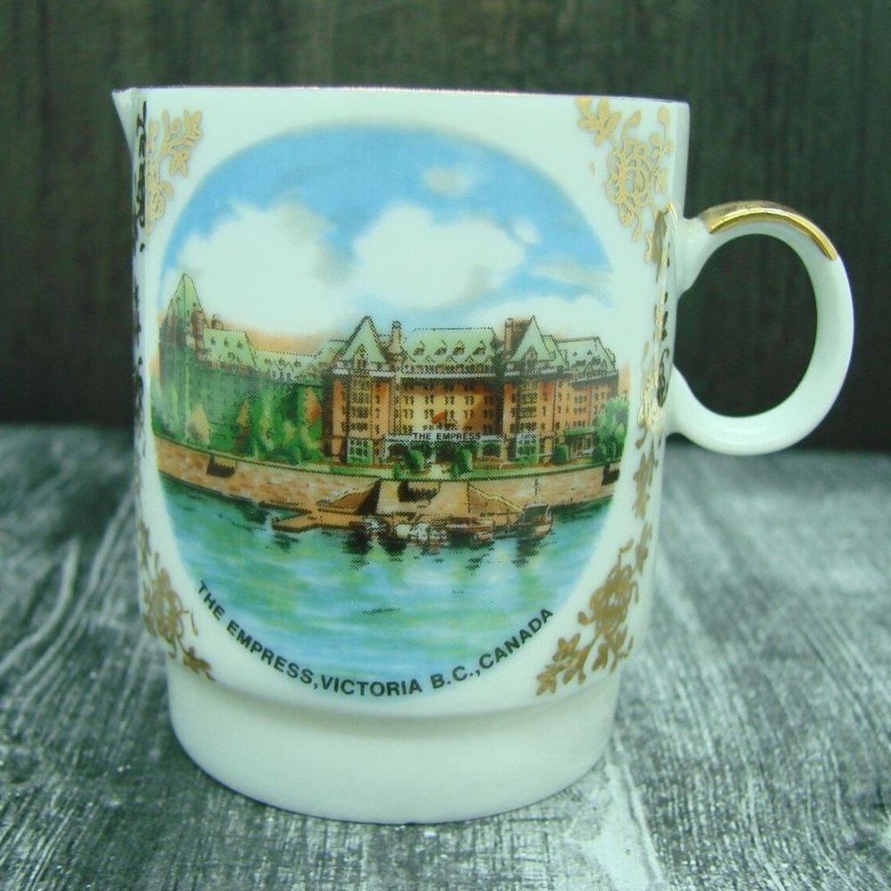 Schwarzenhammer Bavaria West Germany The Empress Victoria B.C. Canada Small Cup